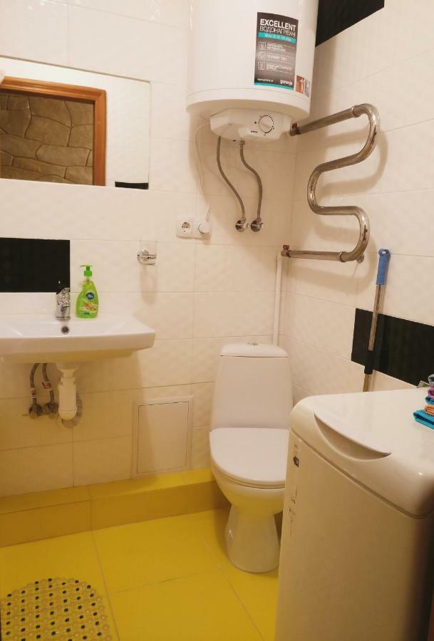 Very Nice Apartment In L'Viv Liov Exterior foto