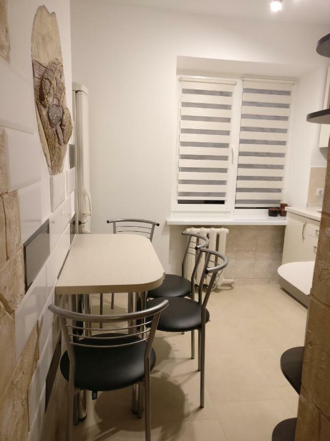 Very Nice Apartment In L'Viv Liov Exterior foto